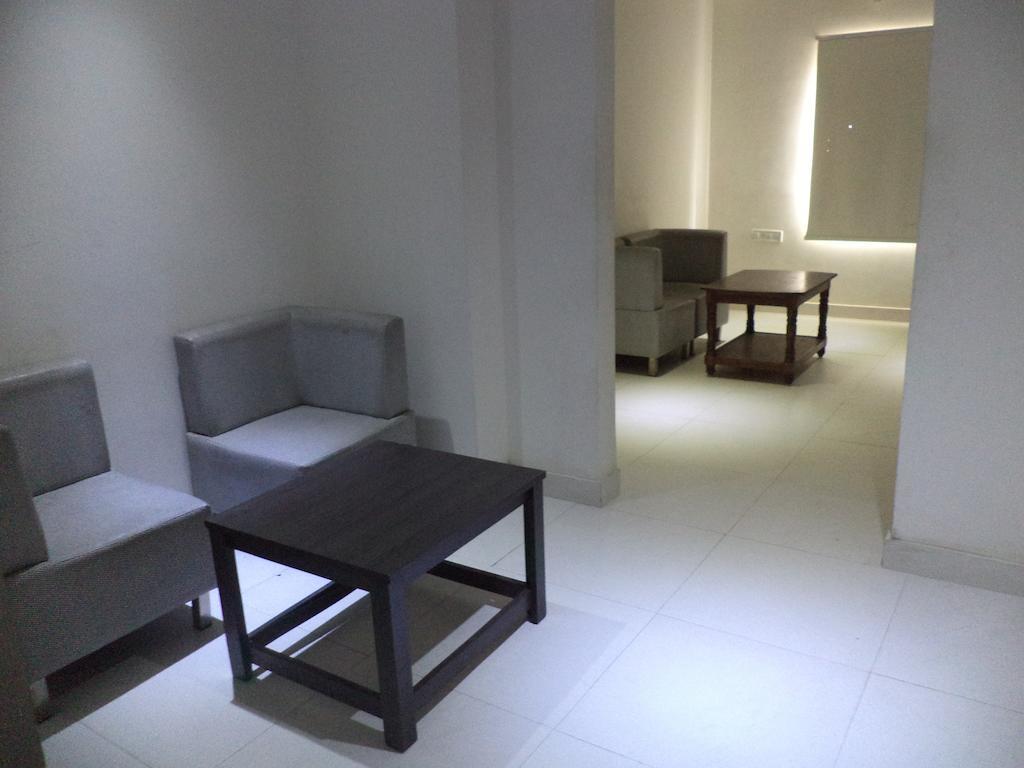 Hotel O Palak Residency Near Erragadda Metro Station Hyderabad Exterior foto